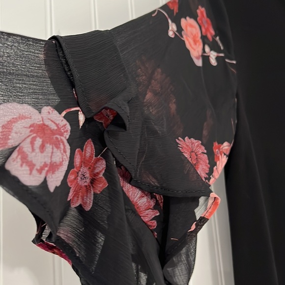 CECE Woman’s Floral Ruffled Sheer Sleeve Knit Blouse with Round Neckline - Picture 4 of 8